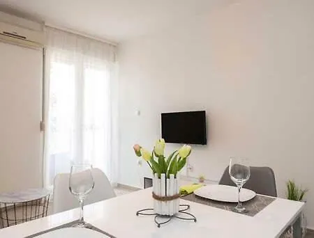 Apartamento Ane Zadar